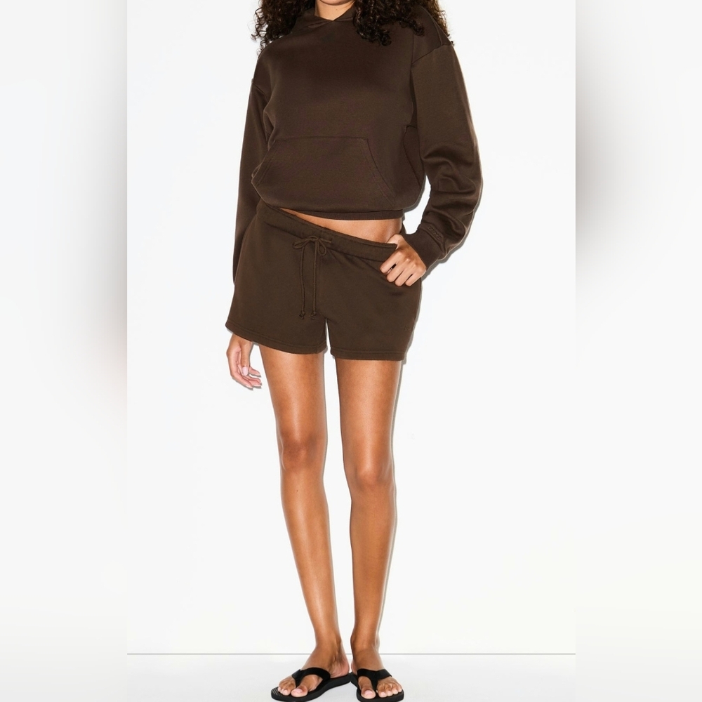 NWT Skims Cotton Fleece Shorts/ Dark Sepia - Picture 2 of 3